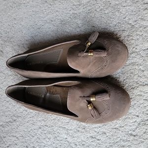 G.H. Bass Talia Leather Upper Lightly Used Flats Suede Tassel Detail